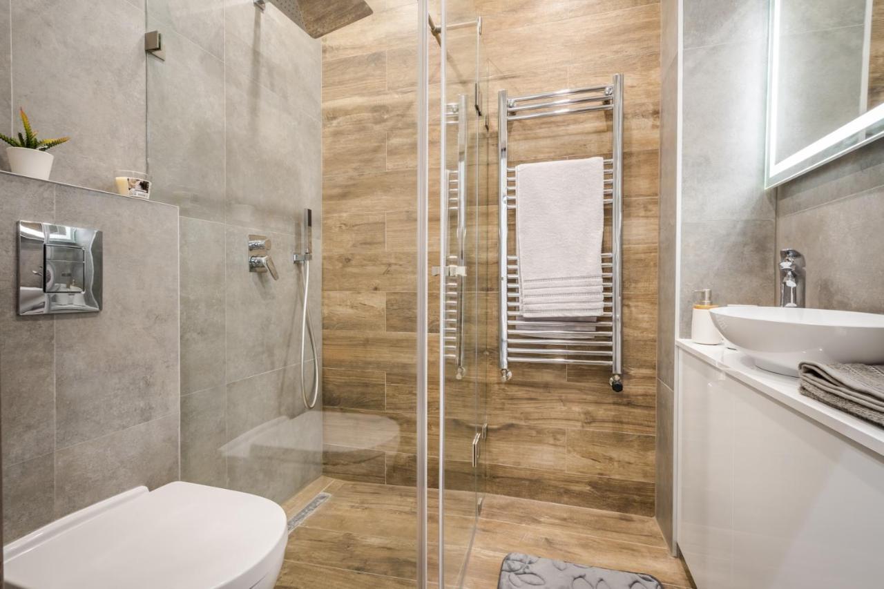 Chic Comfort Suite For 6 By Oktogon Budapest Bagian luar foto