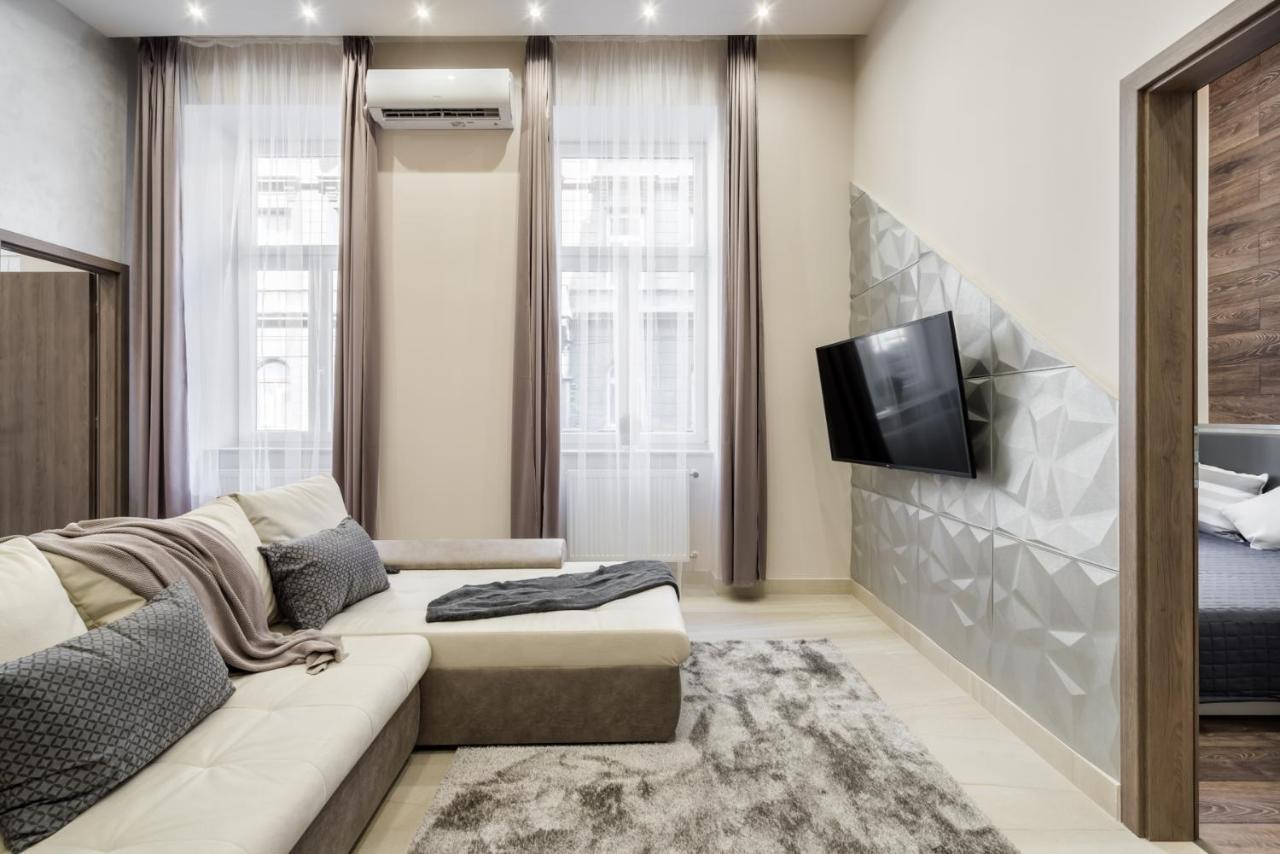 Chic Comfort Suite For 6 By Oktogon Budapest Bagian luar foto