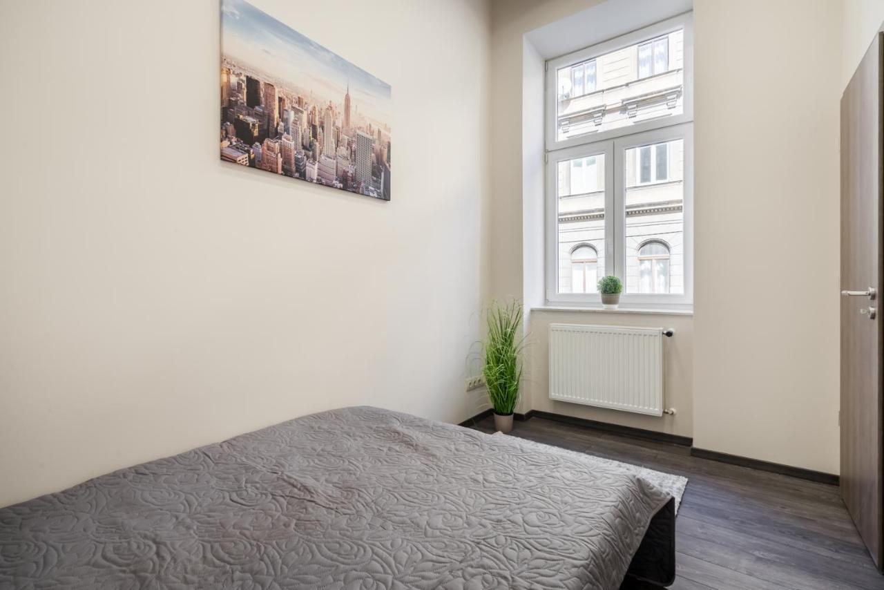 Chic Comfort Suite For 6 By Oktogon Budapest Bagian luar foto